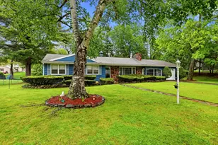 87 Squire Ln, Springfield, MA 01118 - Photo 4