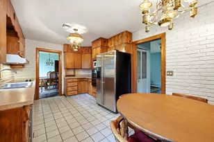 87 Squire Ln, Springfield, MA 01118 - Photo 12