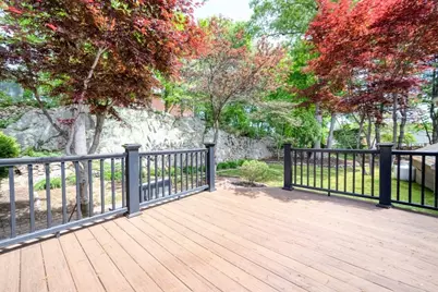 19 Essex Heights Drive, Weymouth, MA 02188 - Photo 8