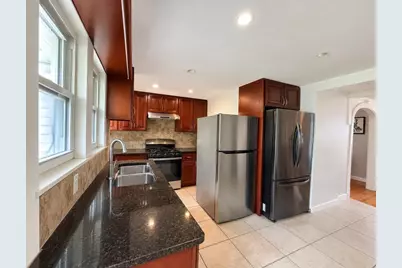 85 Fairbank St, Boston, MA 02135 - Photo 6
