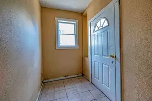 10 Main St Pl, Brockton, MA 02301 - Photo 26