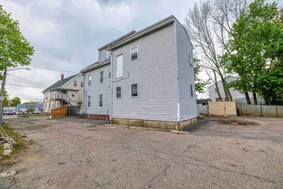 10 Main Street Pl, Brockton, MA 02301 - Photo 2