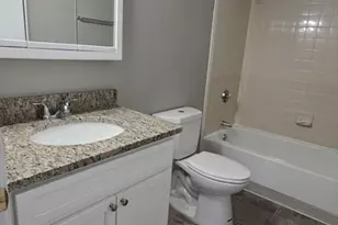 36 S Point Dr, Boston, MA 02125 - Photo 18