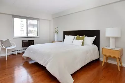 125 Pleasant St #211, Brookline, MA 02446 - Photo 4
