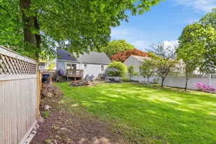 11 Hartlawn Rd, Boston, MA 02132 - Photo 28