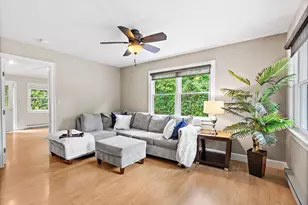 61 Pine Ridge Dr, Franklin, MA 02038 - Photo 6