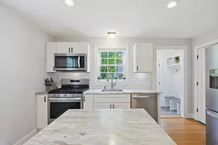 424 Dedham St, Wrentham, MA 02093 - Photo 12