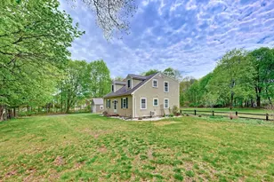 424 Dedham St, Wrentham, MA 02093 - Photo 4