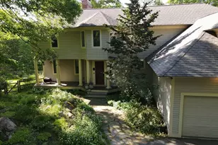 33 Forster Rd, Manchester by the Sea, MA 01944 - Photo 2