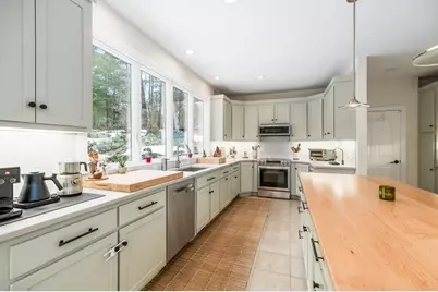 33 Forster Rd, Manchester by the Sea, MA 01944 - Photo 14