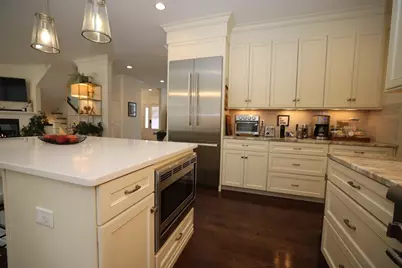 7-9 Elliot Ter #7, Newton, MA 02464 - Photo 6