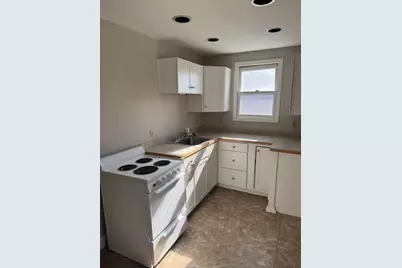 324 Commercial St #Unit 3, Whitman, MA 02382 - Photo 4