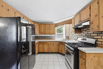 83 Shore Drive, Auburn, MA 01501 - Photo 32