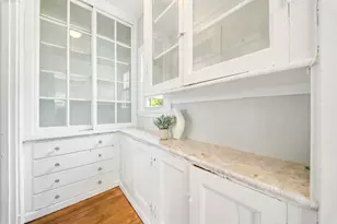 42 Roslin St, Boston, MA 02124 - Photo 18