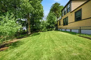 42 Roslin St, Boston, MA 02124 - Photo 6