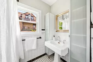 42 Roslin St, Boston, MA 02124 - Photo 36