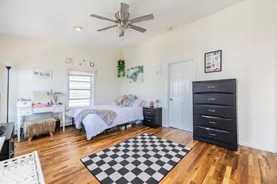 13 Vinton St #3, Boston, MA 02127 - Photo 8