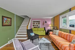 21 Winthrop St, Northampton, MA 01060 - Photo 8