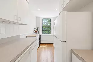 988 Memorial Dr, Cambridge, MA 02138 - Photo 6
