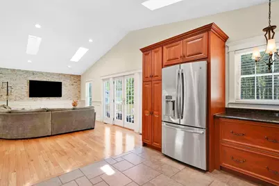 96 Sanford St, East Longmeadow, MA 01028 - Photo 4