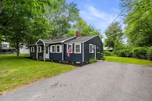 251 Central St, Rockland, MA 02370 - Photo 2