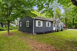 251 Central St, Rockland, MA 02370 - Photo 4