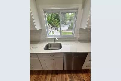 251 May St, Worcester, MA 01602 - Photo 8