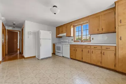 144 Tremont St, Peabody, MA 01960 - Photo 10