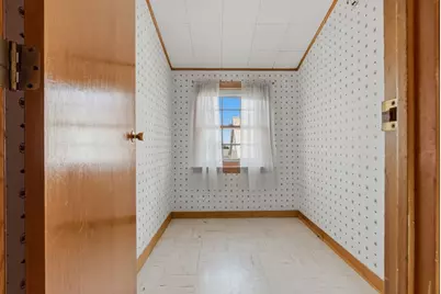 144 Tremont St, Peabody, MA 01960 - Photo 24