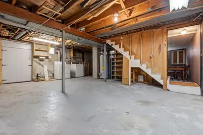 144 Tremont St, Peabody, MA 01960 - Photo 32
