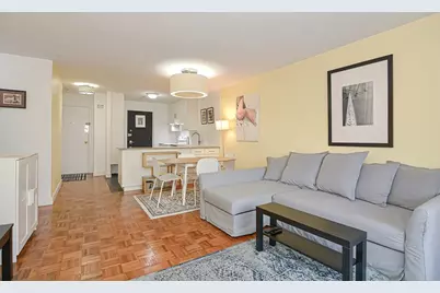 18 Pond St #7, Boston, MA 02130 - Photo 4