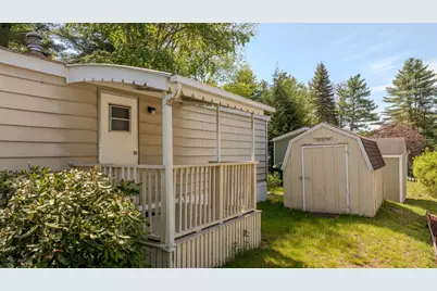 131 Pine Ave, Sturbridge, MA 01566 - Photo 28