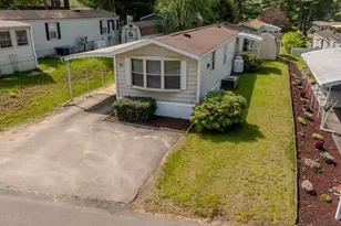 131 Pine Ave, Sturbridge, MA 01566 - Photo 1