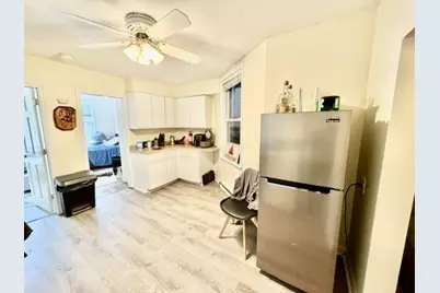 14 Cleveland Pl #2, Boston, MA 02113 - Photo 2