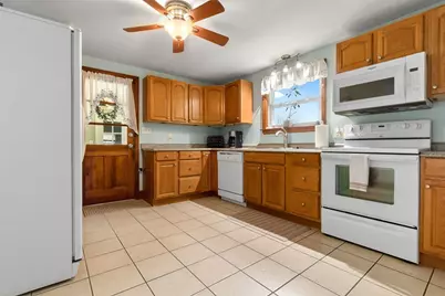 22 Burley Street, Danvers, MA 01923 - Photo 8