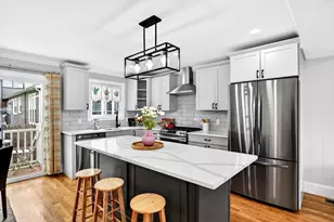 55 Banks St, Winthrop, MA 02152 - Photo 4