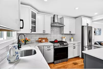 55 Banks St #2, Winthrop, MA 02152 - Photo 12