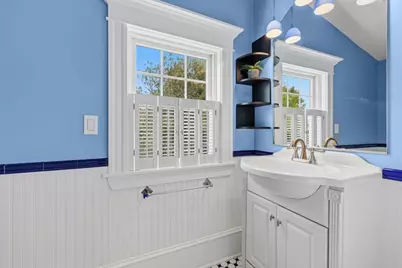 23 Milton St, New Bedford, MA 02740 - Photo 34