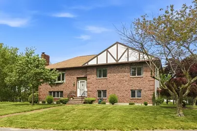 27 Feeney Road, Norwood, MA 02062 - Photo 2