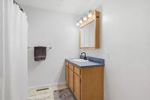 18 Palmer Rd, Monson, MA 01057 - Photo 20
