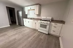 33 Union St, Southbridge, MA 01550 - Photo 14