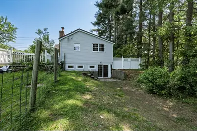 460 State St, Belchertown, MA 01007 - Photo 36