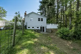 460 State St, Belchertown, MA 01007 - Photo 36