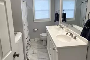 11 Ringer St, Leominster, MA 01453 - Photo 8