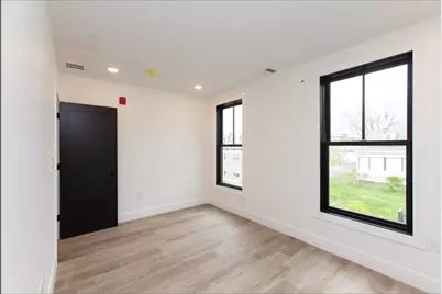173 Magnolia #4, Boston, MA 02125 - Photo 8