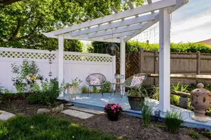 13 Madison St, Haverhill, MA 01830 - Photo 26
