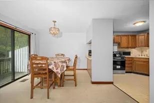 4 Victoria Dr, Auburn, MA 01501 - Photo 10
