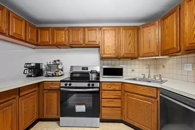 4 Victoria Dr #1, Auburn, MA 01501 - Photo 6