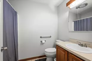 4 Victoria Dr, Auburn, MA 01501 - Photo 22