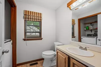 4 Victoria Dr #1, Auburn, MA 01501 - Photo 12